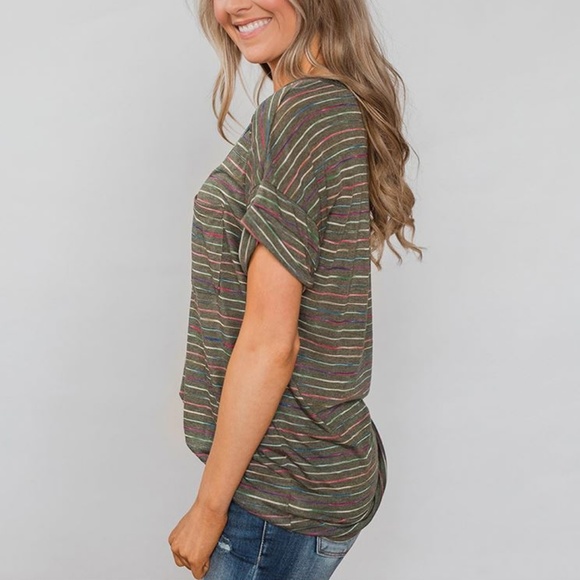 LAST ONE!! Green & Multi Color Front Pocket Tee - Picture 2 of 8